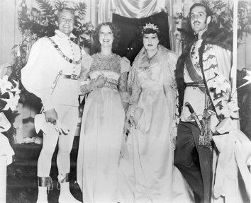 costumeparty-13-rathbones-raymond-macdonald