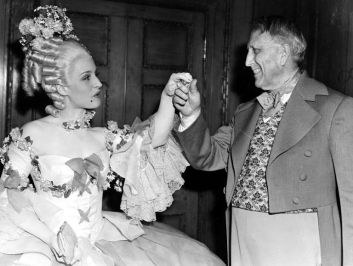 costumeparty-shearer-hearstbirthday