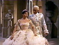 sis-theglassslipper-ball-1