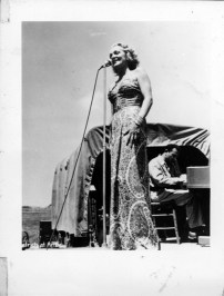 wartimestars-dietrich-4