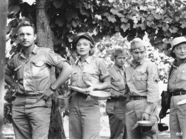 wartimestars-dietrich-5