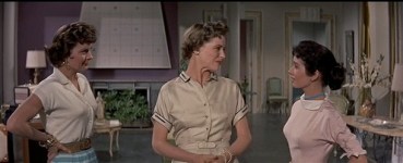 sis-ringadinggirl-14